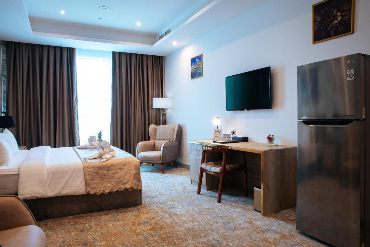 Al Mansour Plaza Hotel Doha Exterior photo